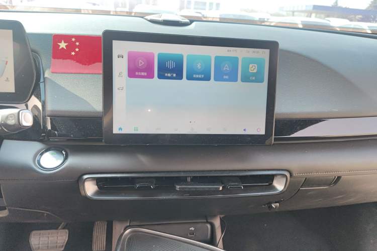 Used BAIC Rubik 2023 1.5T DCT Youth Edition Audio And AC Panel