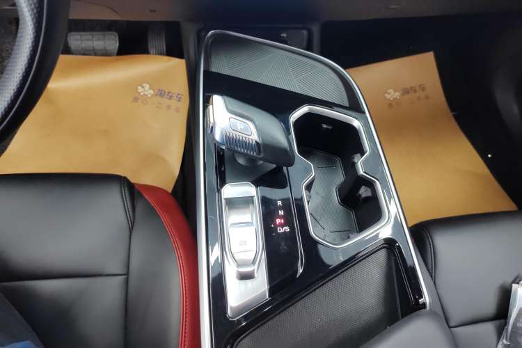 Used BAIC Rubik 2023 1.5T DCT Youth Edition Gear Lever