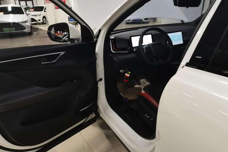 Used BAIC Rubik 2023 1.5T DCT Youth Edition Driver Seat