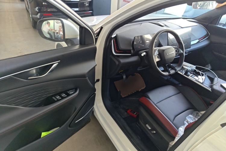 Used BAIC Rubik 2023 1.5T DCT Golden Edition Driver Seat