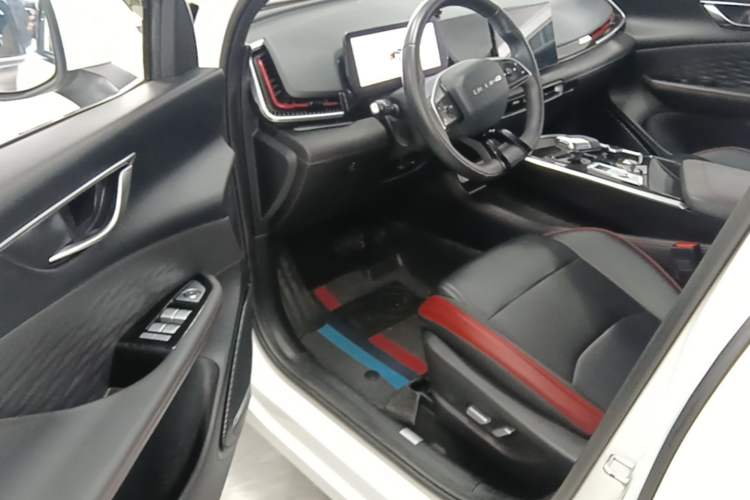 Used BAIC Rubik 2023 1.5T DCT Youth Edition Driver Seat