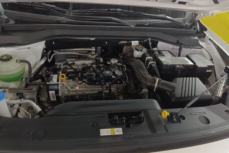 Used BAIC Rubik 2023 1.5T DCT Youth Edition Engine Bay