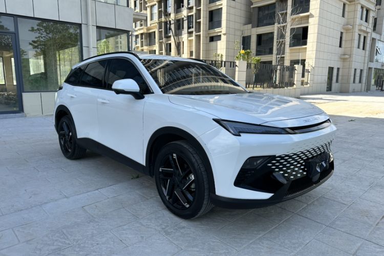 Used BAIC Rubik 2023 1.5T DCT Golden Edition Exterior 1