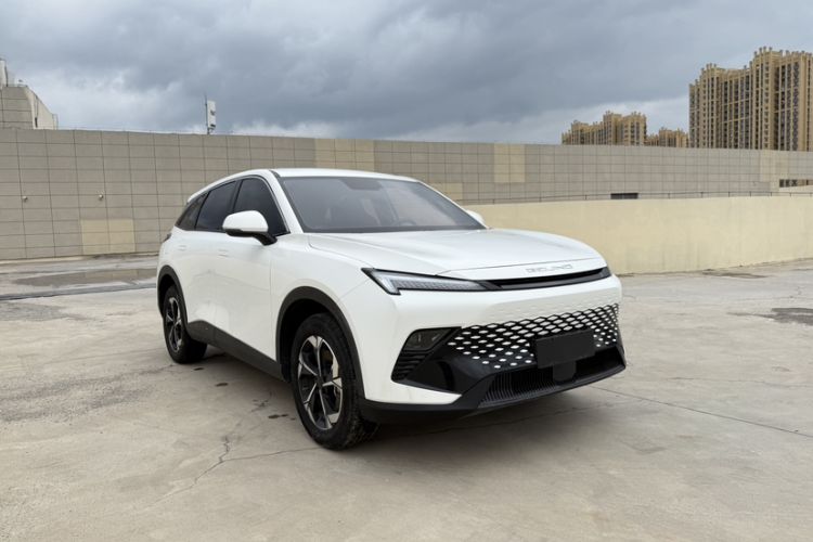 Used BAIC Rubik 2023 1.5T DCT Youth Edition Exterior 2