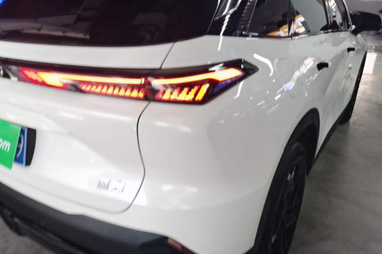 Used BAIC Rubik 2023 1.5T DCT Golden Edition Exterior 3