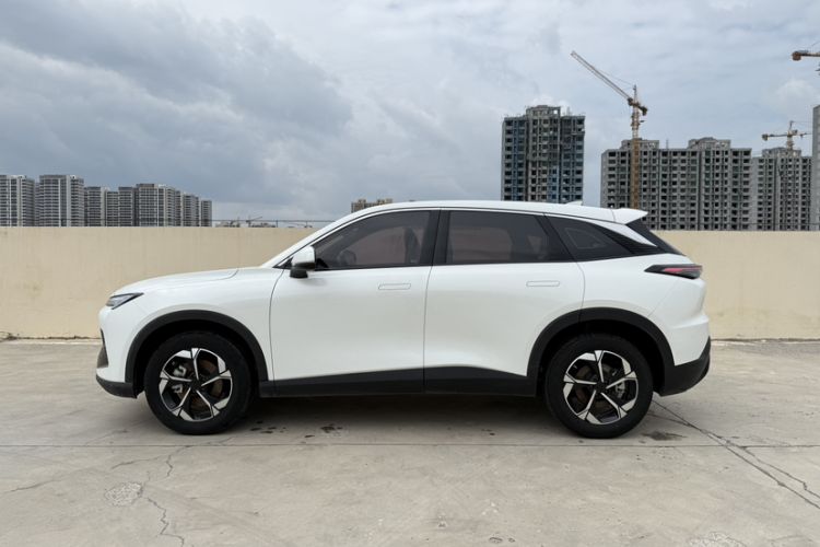 Used BAIC Rubik 2023 1.5T DCT Youth Edition Exterior 3