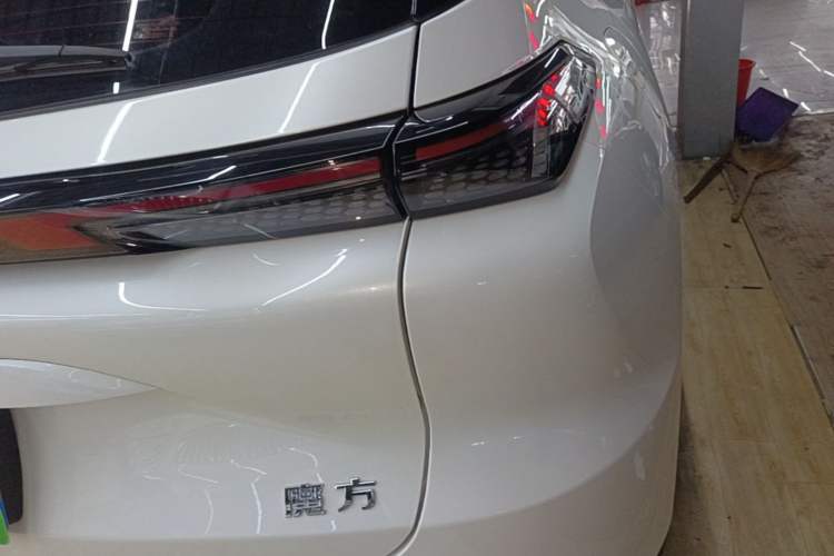 Used BAIC Rubik 2023 1.5T DCT Youth Edition Exterior 3