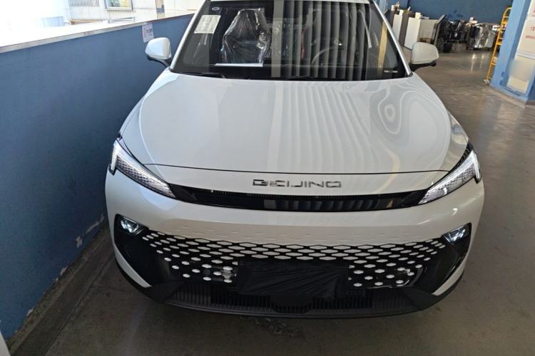 Used BAIC Rubik 2023 1.5T DCT Golden Edition Front