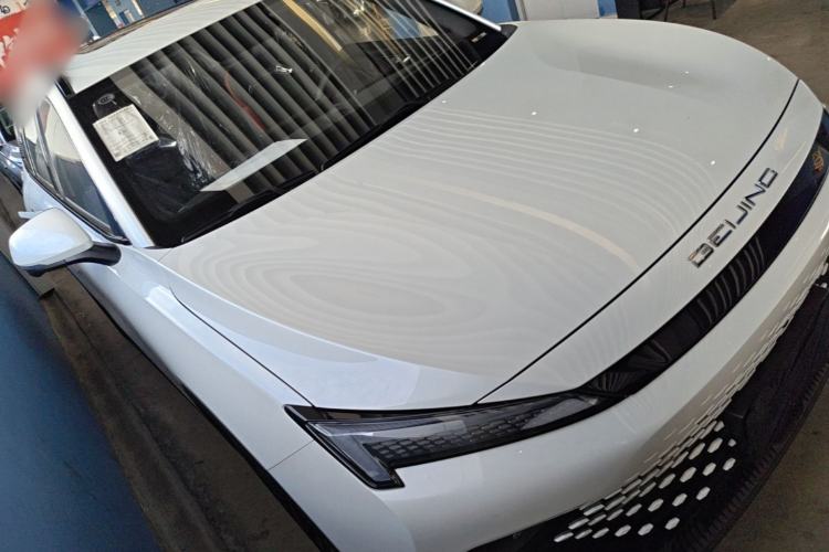 Used BAIC Rubik 2023 1.5T DCT Golden Edition Front Right 45 Deg