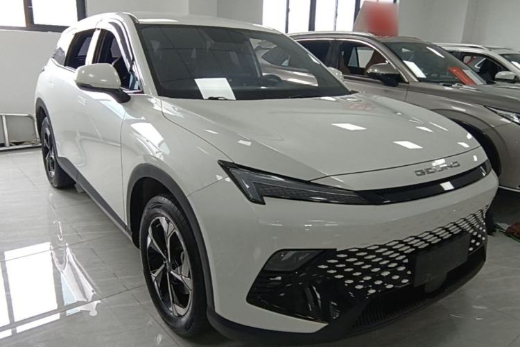 Used BAIC Rubik 2023 1.5T DCT Youth Edition Front Right 45 Deg