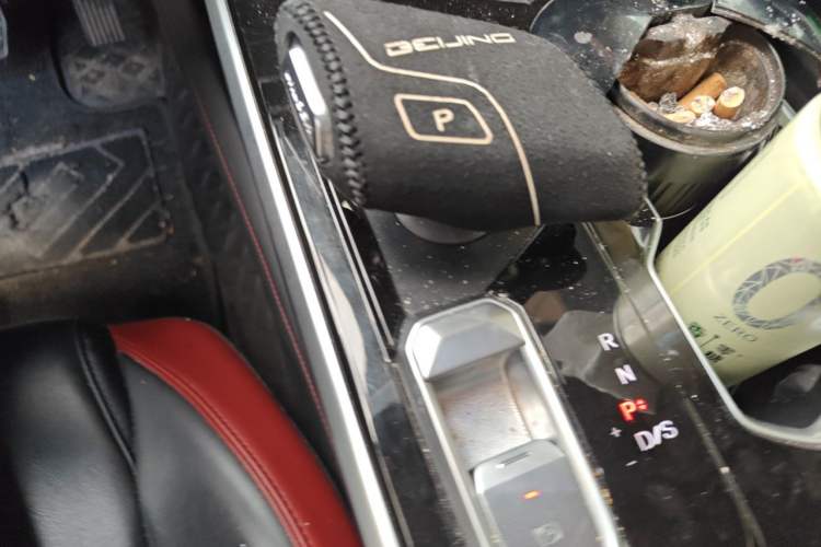 Used BAIC Rubik 2023 1.5T DCT Youth Edition Gear Lever