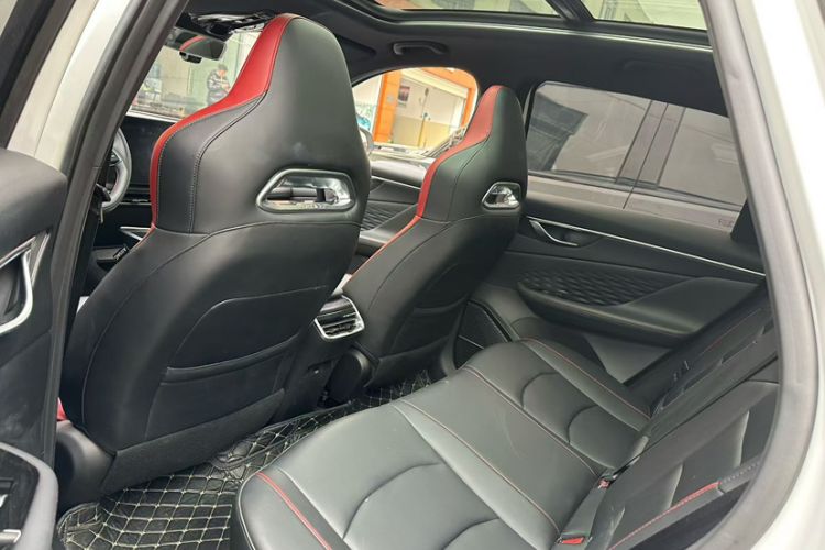 Used BAIC Rubik 2023 1.5T DCT Golden Edition Interior 2