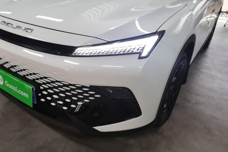 Used BAIC Rubik 2023 1.5T DCT Golden Edition Left Front Headlight