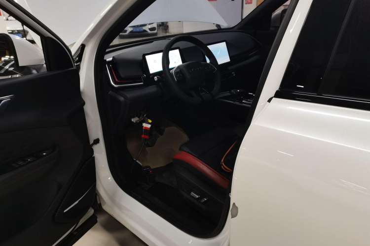Used BAIC Rubik 2023 1.5T DCT Youth Edition Left Front Seat