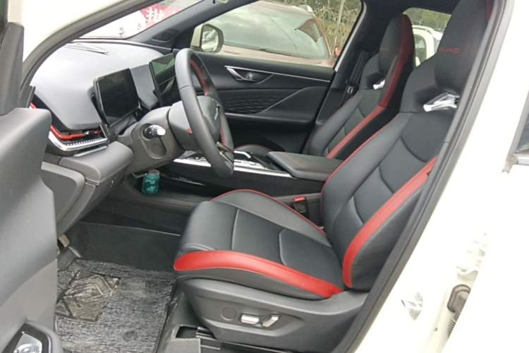Used BAIC Rubik 2023 1.5T DCT Golden Edition Left Front Seat