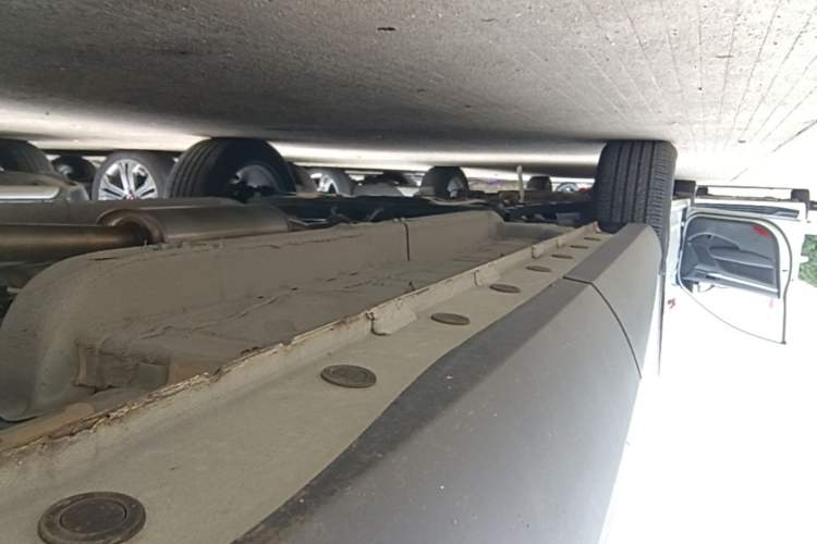 Used BAIC Rubik 2023 1.5T DCT Golden Edition Left Side Sill