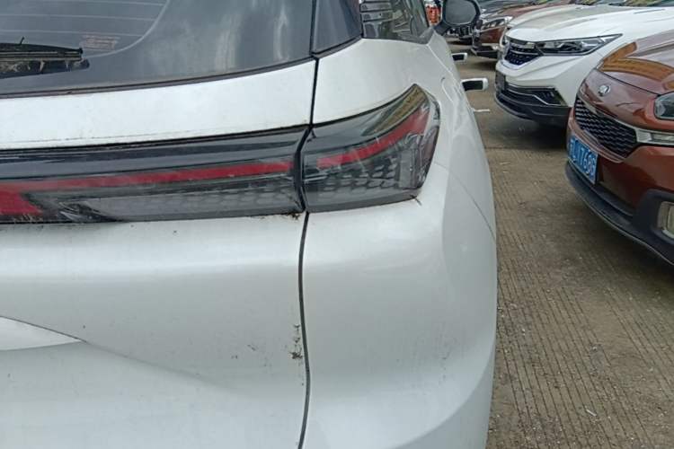 Used BAIC Rubik 2023 1.5T DCT Golden Edition Right Rear Taillight