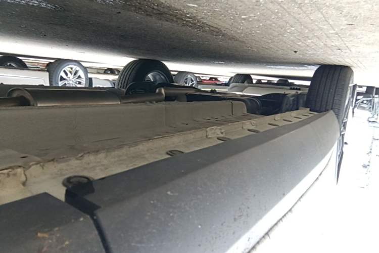 Used BAIC Rubik 2023 1.5T DCT Golden Edition Right Side Sill