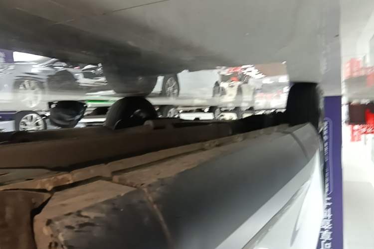 Used BAIC Rubik 2023 1.5T DCT Youth Edition Right Side Sill