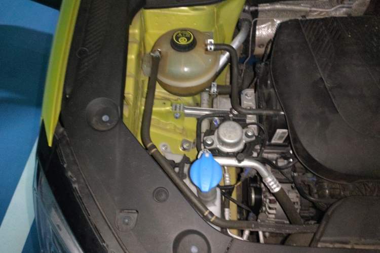 Used BAIC Rubik 2023 1.5T DCT Diamond Edition Engine Bay Right