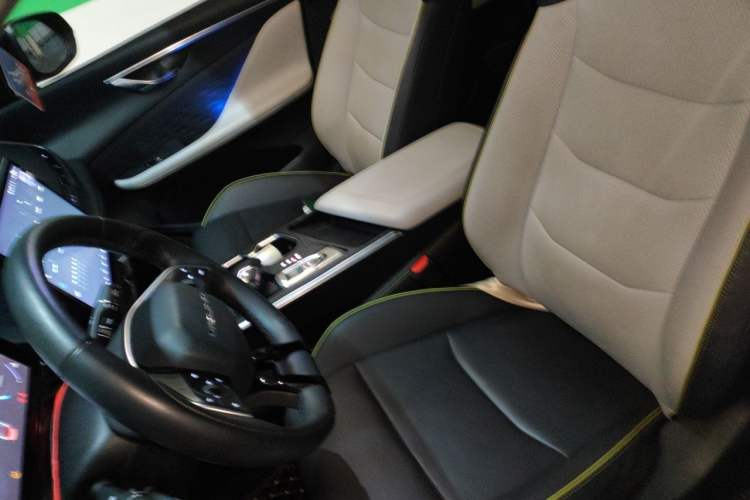 Used BAIC Rubik 2023 1.5T DCT Diamond Edition Left Front Seat