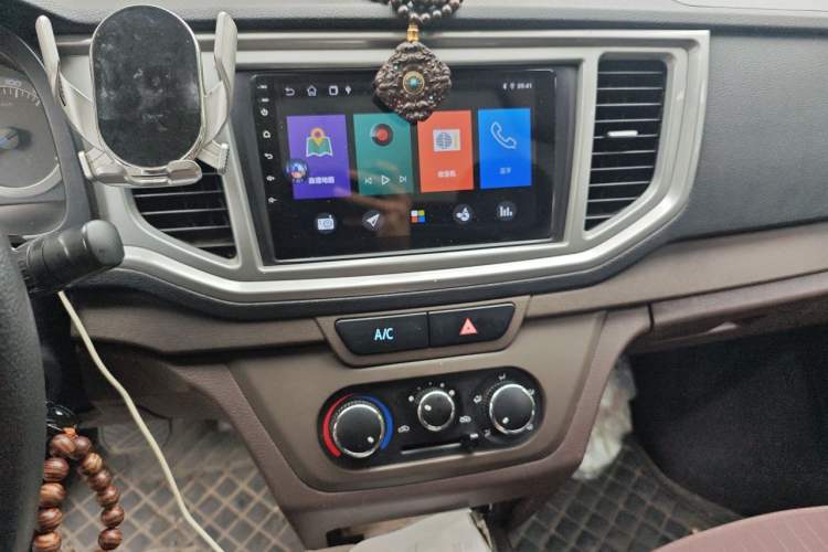 Used BAIC Ruixiang Boteng V2 EV 2022 Enclosed Van Standard Type Henan Lithium Battery Audio And AC Panel