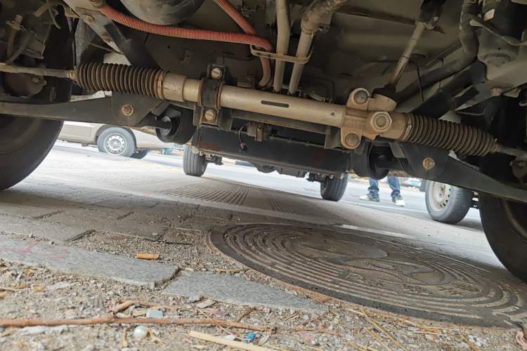 Used BAIC Ruixiang Boteng V2 EV 2022 Enclosed Van Standard Type Henan Lithium Battery Chassis Front