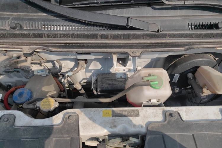 Used BAIC Ruixiang Boteng V2 EV 2022 Enclosed Van Standard Type Henan Lithium Battery Engine Bay