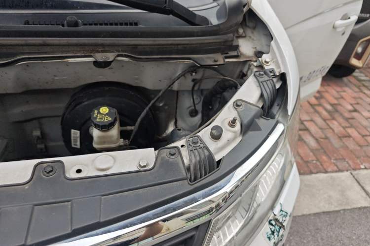 Used BAIC Ruixiang Boteng V2 EV 2022 Enclosed Van Standard Type Henan Lithium Battery Engine Bay Left