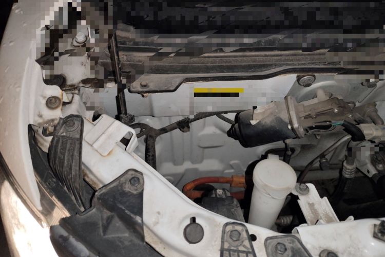 Used BAIC Ruixiang Boteng V2 EV 2022 Enclosed Van Standard Type Henan Lithium Battery Engine Bay Right