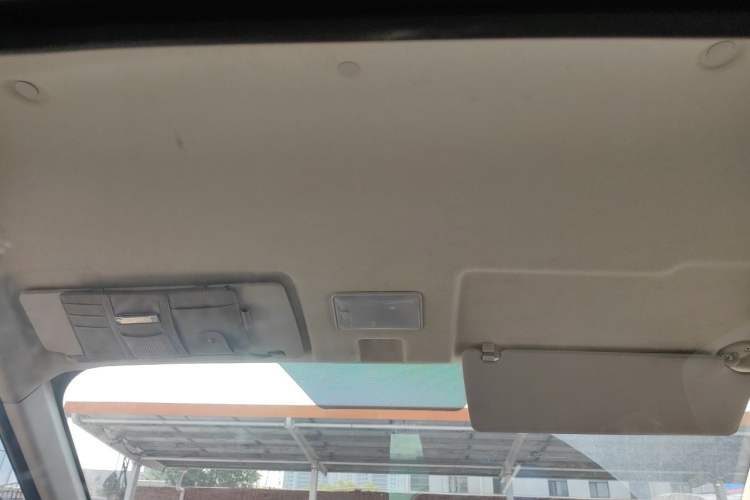 Used BAIC Ruixiang Boteng V2 EV 2022 Enclosed Van Standard Type Henan Lithium Battery Headliner