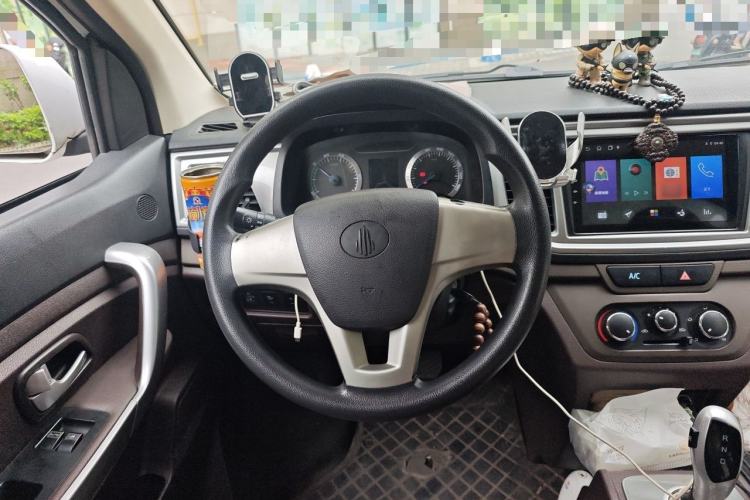 Used BAIC Ruixiang Boteng V2 EV 2022 Enclosed Van Standard Type Henan Lithium Battery Steering Wheel
