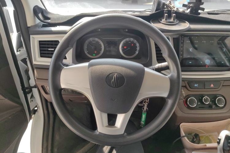 Used BAIC Ruixiang Boteng V2 EV 2022 Enclosed Van Standard Type Henan Lithium Battery Steering Wheel