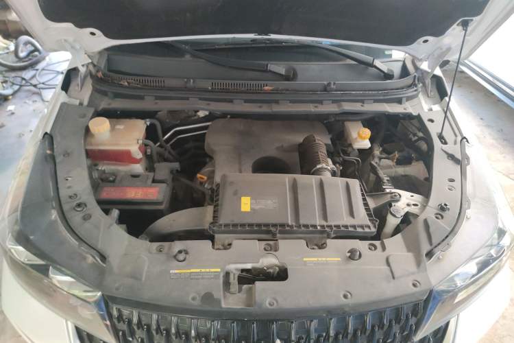 Used BAIC Ruixiang X3 2022 1.5L Manual Base Version 5 Seats Engine Bay