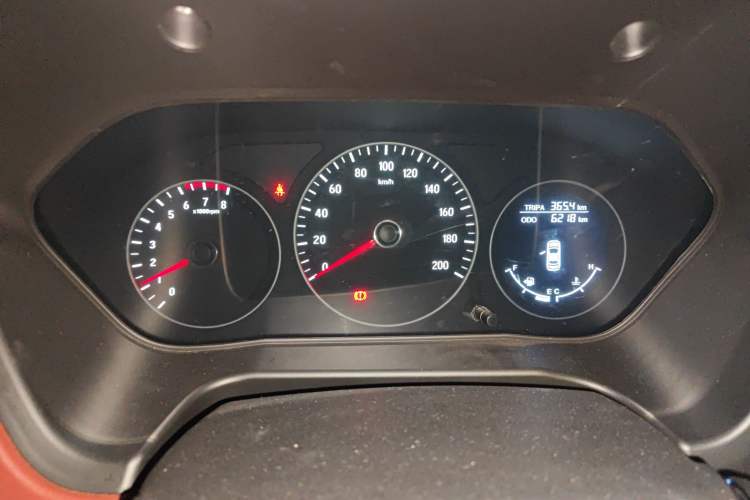 Used BAIC Ruixiang X3 2022 1.5L Manual Luxury Version 7 Seats Instrument Cluster