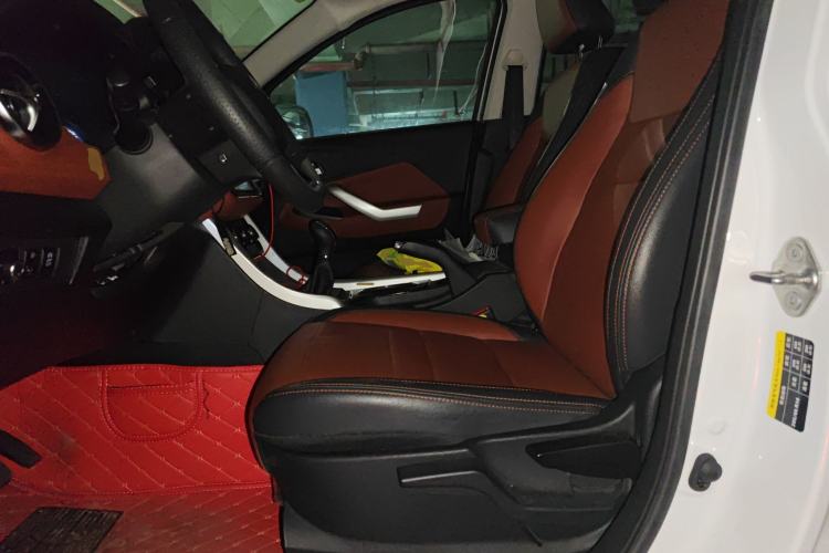 Used BAIC Ruixiang X3 2022 1.5L Manual Luxury Version 7 Seats Left Front Seat