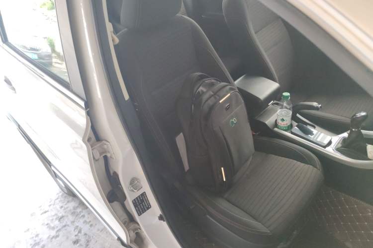 Used BAIC Ruixiang X3 2022 1.5L Manual Base Version 5 Seats Right Front Seat