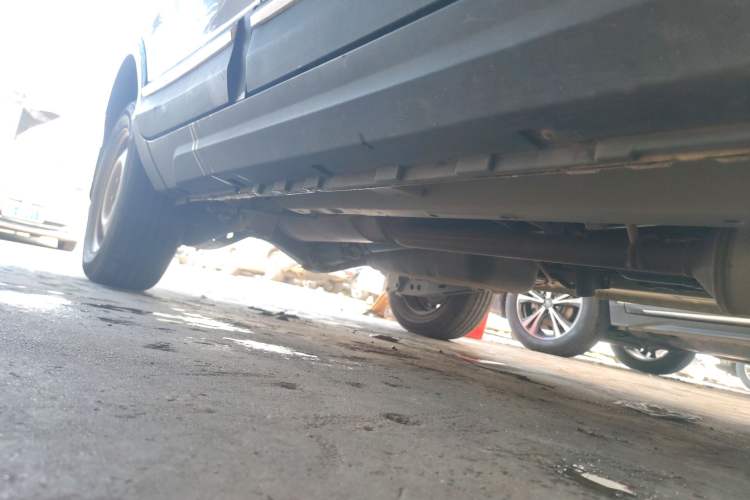 Used BAIC Ruixiang X3 2022 1.5L Manual Base Version 5 Seats Right Side Sill