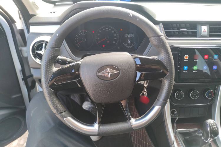 Used BAIC Ruixiang X3 2022 1.5L Manual Base Version 5 Seats Steering Wheel