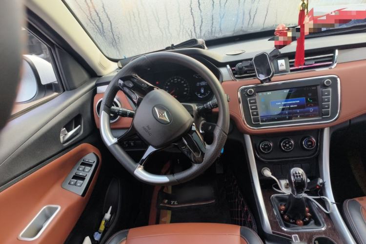 Used BAIC Ruixiang X3 2022 1.5L Manual Luxury Version 7 Seats Steering Wheel