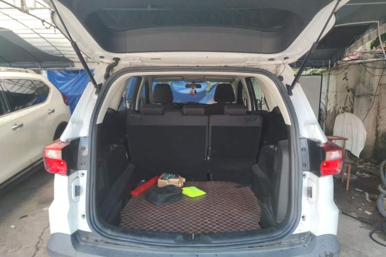 Used BAIC Ruixiang X3 2022 1.5L Manual Base Version 5 Seats Trunk