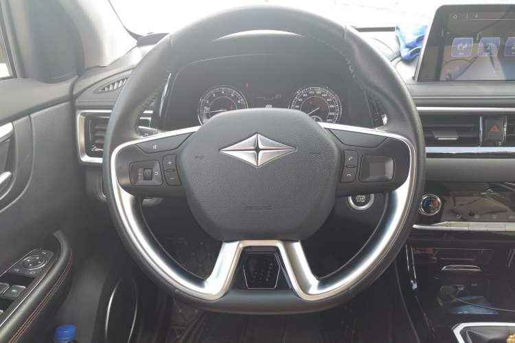 Used BAIC Ruixiang X5 2021 1.5T Manual Elite Version 7 Seats Steering Wheel
