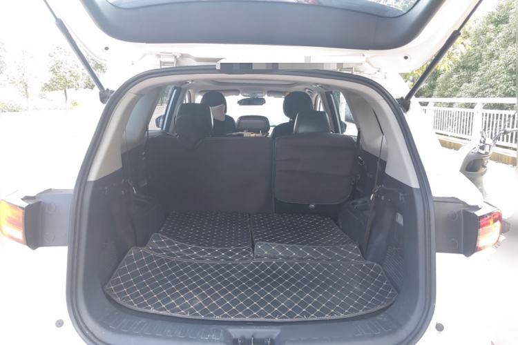 Used BAIC Ruixiang X5 2021 1.5T Manual Elite Version 7 Seats Trunk
