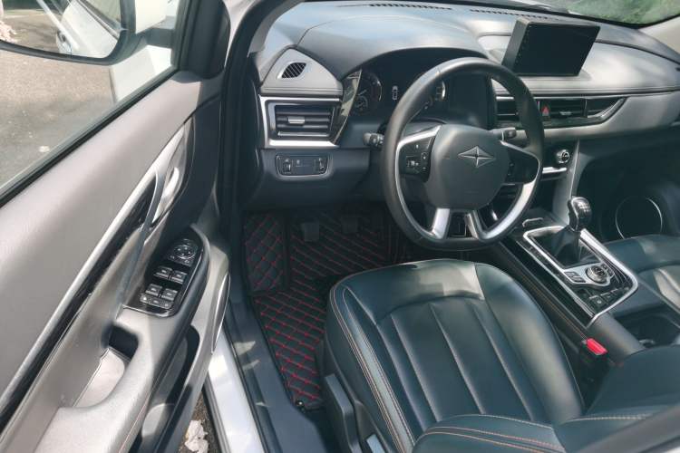Used BAIC Ruixiang X5 2021 1.5T Manual Elite Version 5 Seats Driver Seat
