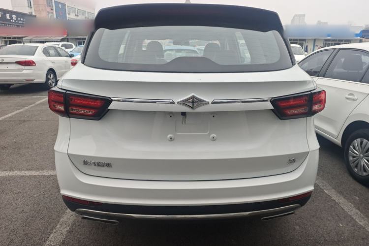 Used BAIC Ruixiang X5 2021 1.5T Manual Elite Version 5 Seats Rear