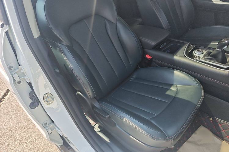 Used BAIC Ruixiang X5 2021 1.5T Manual Elite Version 5 Seats Right Front Seat