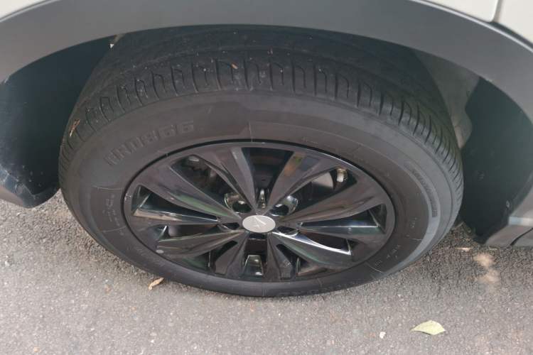 Used BAIC Ruixiang X5 2021 1.5T Manual Elite Version 5 Seats Right Rear Wheel Hub