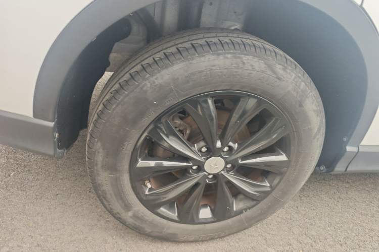 Used BAIC Ruixiang X5 2021 1.5T Manual Elite Version 5 Seats Right Rear Wheel Hub