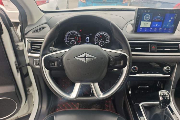 Used BAIC Ruixiang X5 2021 1.5T Manual Elite Version 5 Seats Steering Wheel