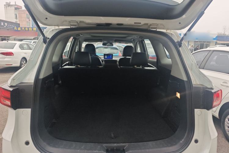 Used BAIC Ruixiang X5 2021 1.5T Manual Elite Version 5 Seats Trunk